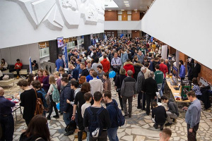 ����� ��������� ��������� ����� �������� �������� ��-�� ������������