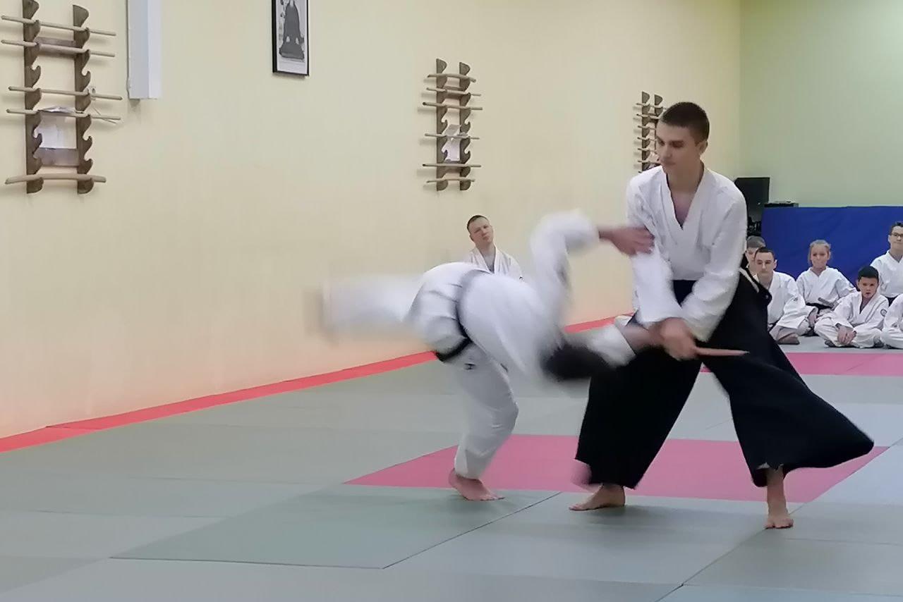 ���� ������� ��� ����� ���������� �� ������� ����� � �������� � �����������